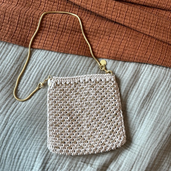 Clare V Handbags - Clare V. Off white woven shoulder bag with strap. Summer 2023